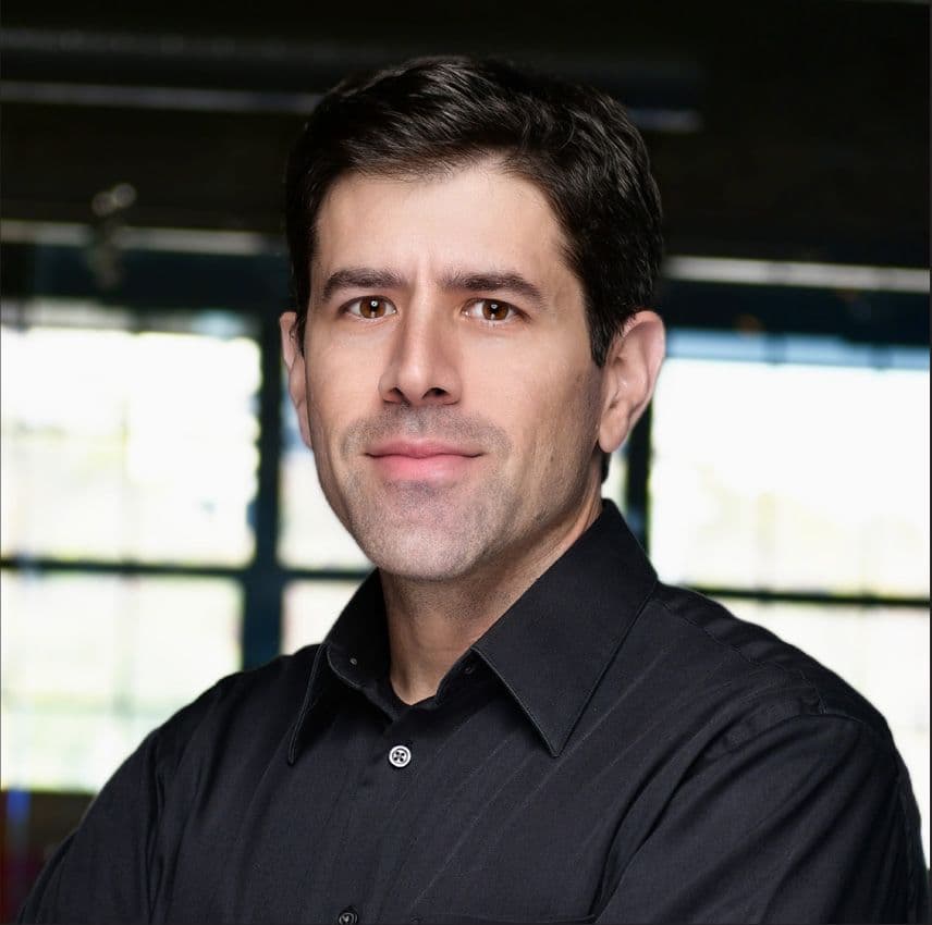 Brett  Russ  RA